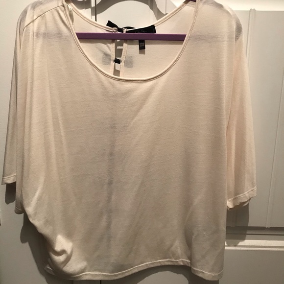 Jessica Simpson off white top with bows - Picture 2 of 2